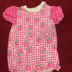 Cute infant one piece. Dominate color is pink with strawberry design. 6-9M
